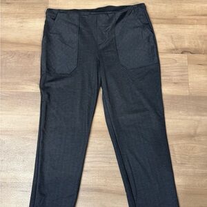 Women’s democracy with AB technology size large dress pants. 23 inch inseam.